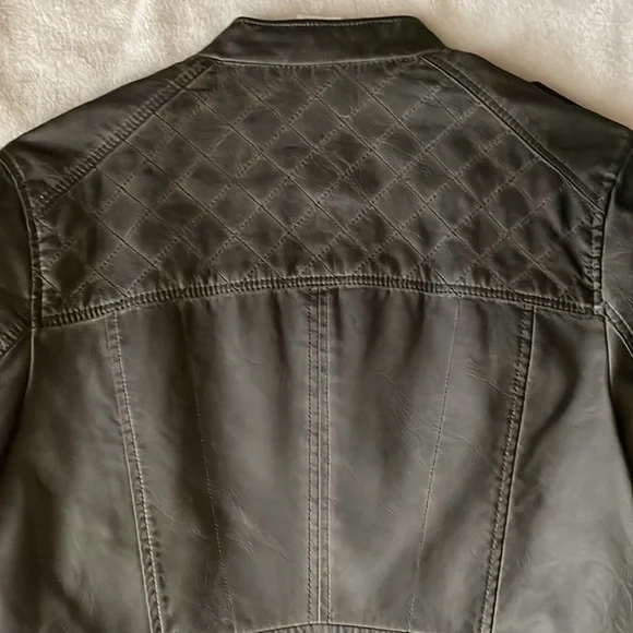 Anthropologie vegan leather, quilted dark olive jacket - Picture 10 of 10
